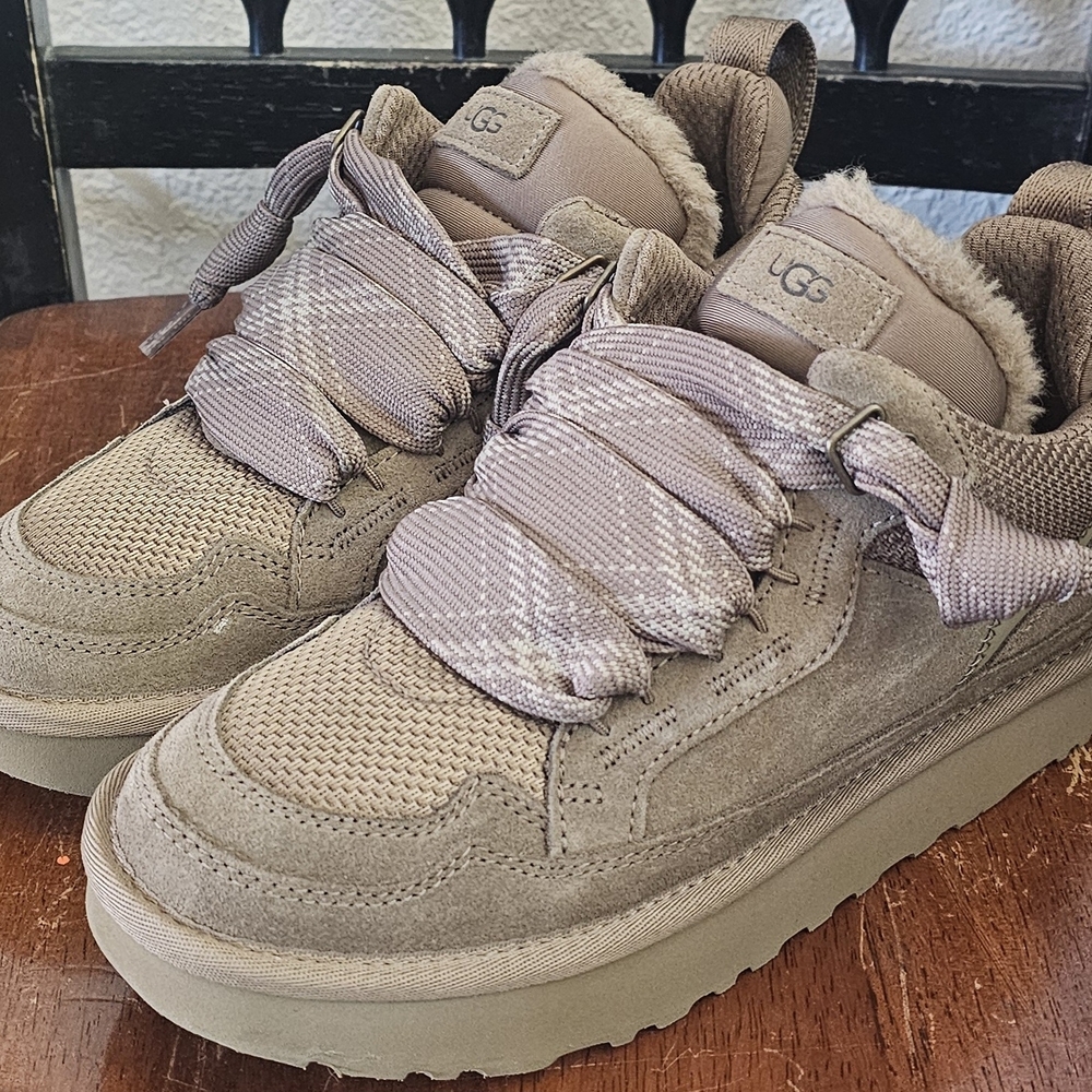 UGG Womens Lowmel Sneakers